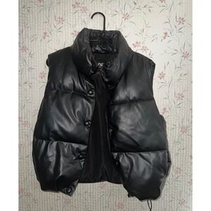 Zara Black Faux Leather Puffer Vest Adjustable Hem Sleeveless Jacket Small